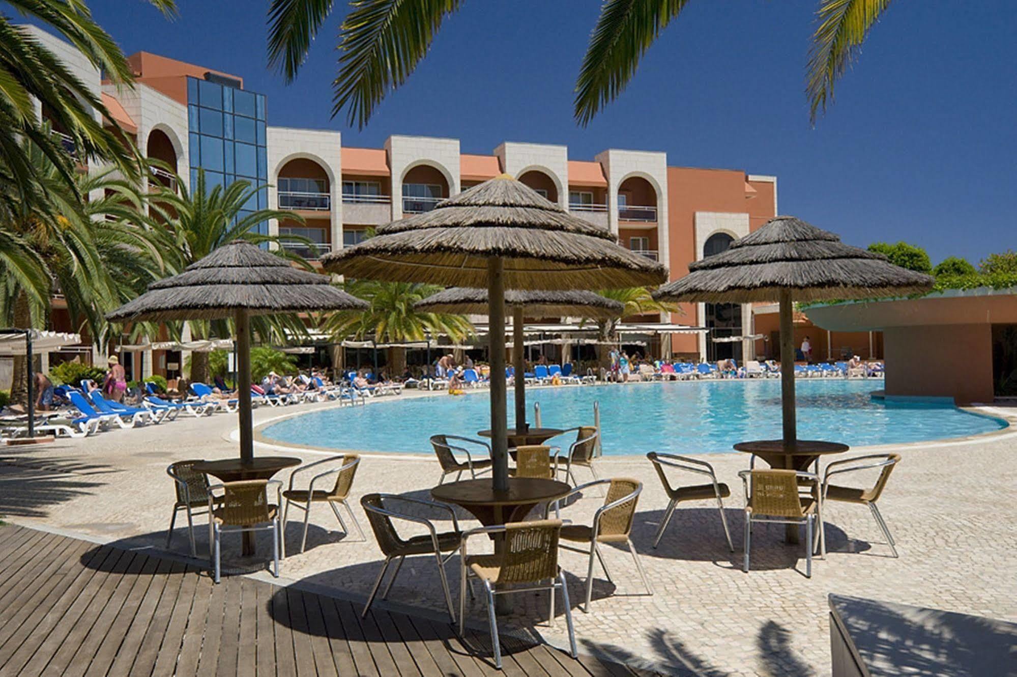 Falesia Cip (Adults Only) Olhos de Agua  Luaran gambar